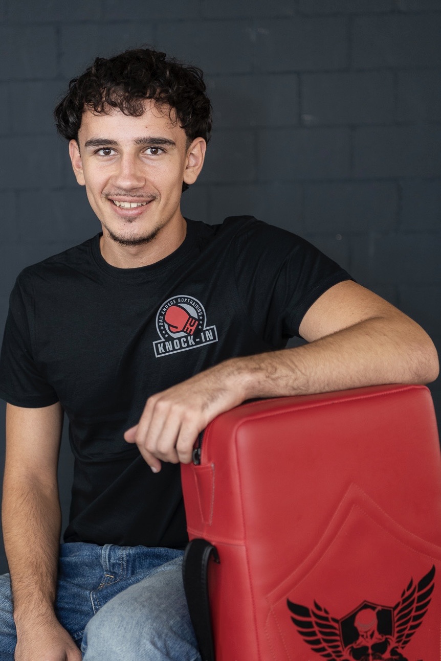 Rigon Osmani – Knock-in · Coach